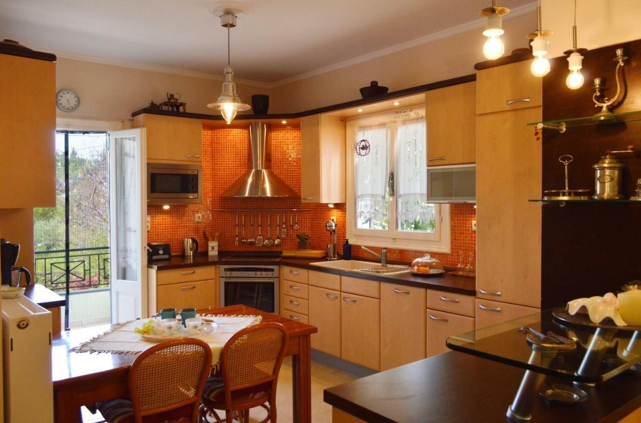 Araucaria Home Lixouri Esterno foto